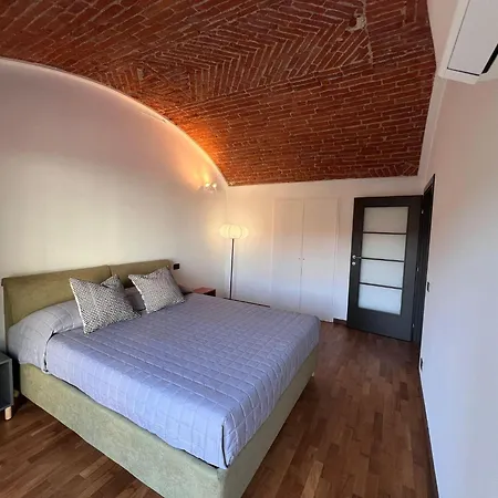 September Dimora Di Lusso In Centro Storico Apartment Novara